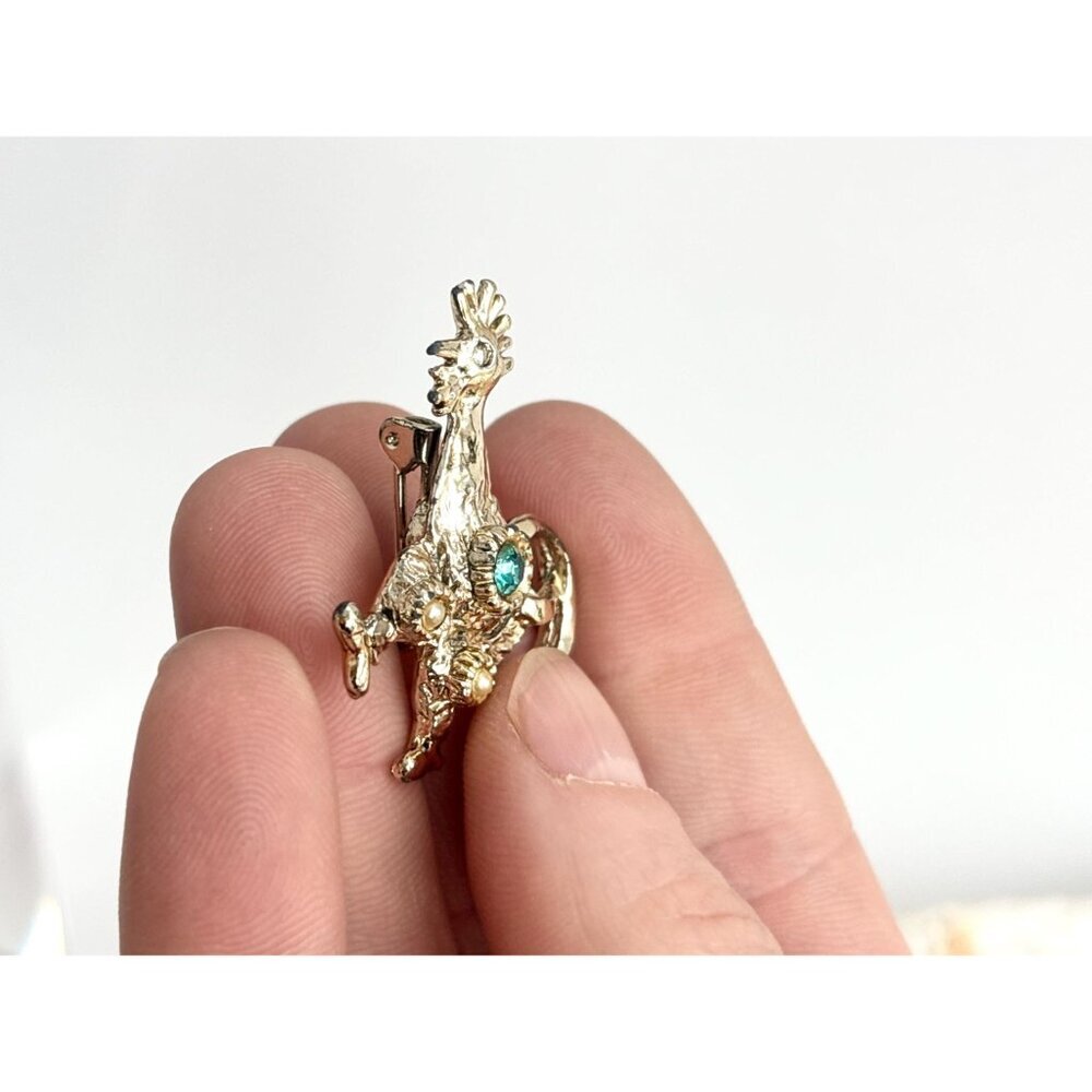 Rooster Figural Blue Rhinestoned Costume Jewelry Brooch | Lapel Pin - Picture 6 of 11